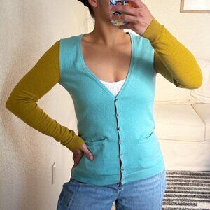 Boden Colorblock Vneck Cardigan with Pockets